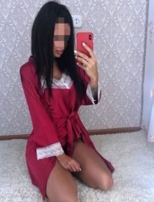 Купить шлюху (Эльнура, рост: 154, вес: 45)