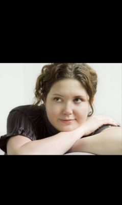 Эля — проститутка с большими формами, 23 лет