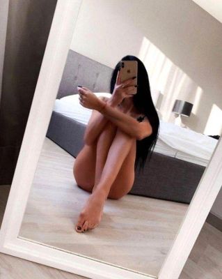 Молодая шлюшка Агата — анкета девушки