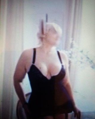 Леночка — знакомства 24 7, анкетное фото