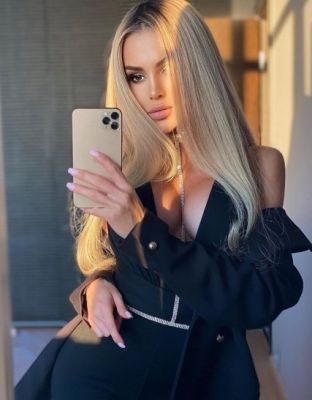 Вызов проститутки в Воронеже (Молли, от 3500 руб. в час)