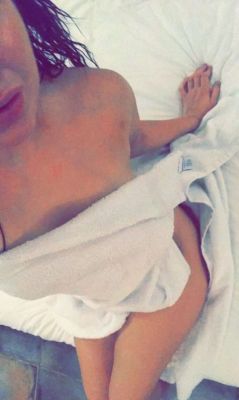 Заказать девушку от 3000 руб. в час (Марине, 21 лет)
